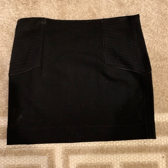 Diane von Furstenberg Black Mini Skirt - Picture 1 of 5